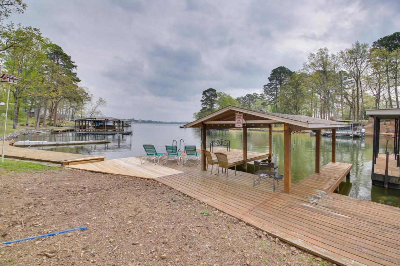 Villa Cozy Lake Cabin With Dock In Hot Springs Natl Park Lake Hamilton Exterior foto