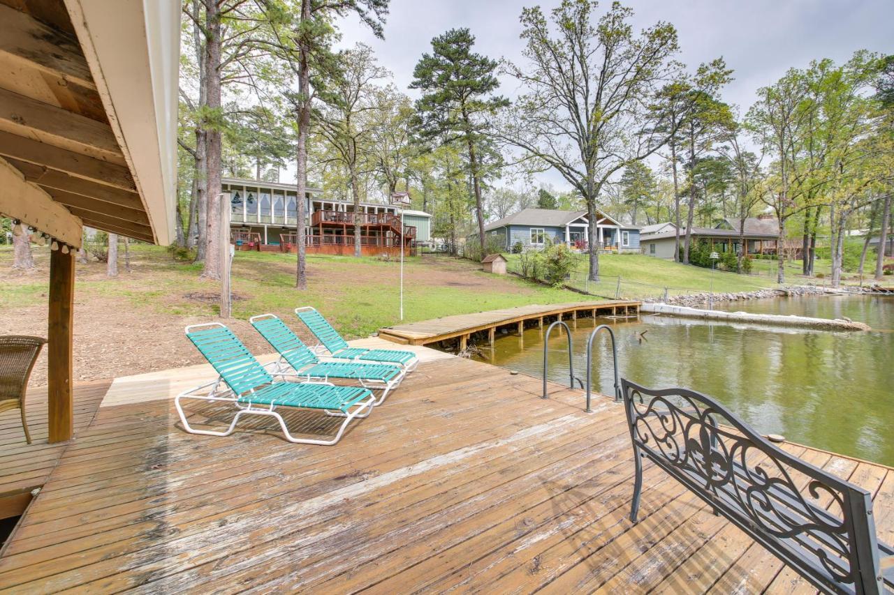 Villa Cozy Lake Cabin With Dock In Hot Springs Natl Park Lake Hamilton Exterior foto